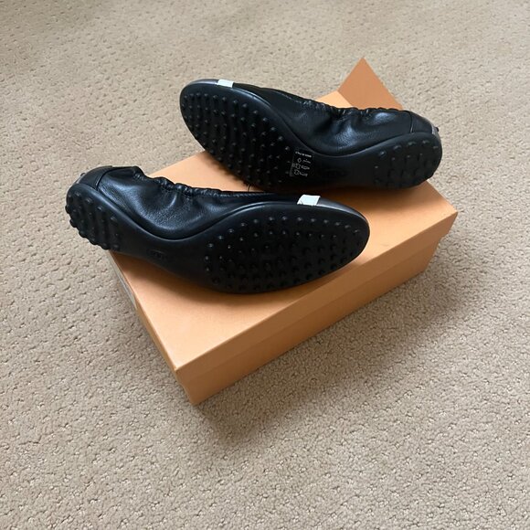 New in Box Tod's Ballet Flats Classic Made in Italy Sz 36 Chic Sophisticated - Picture 3 of 7